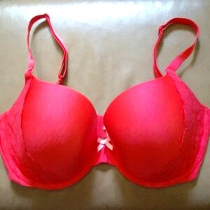 Victoria's Secret Bra. Cherry Red